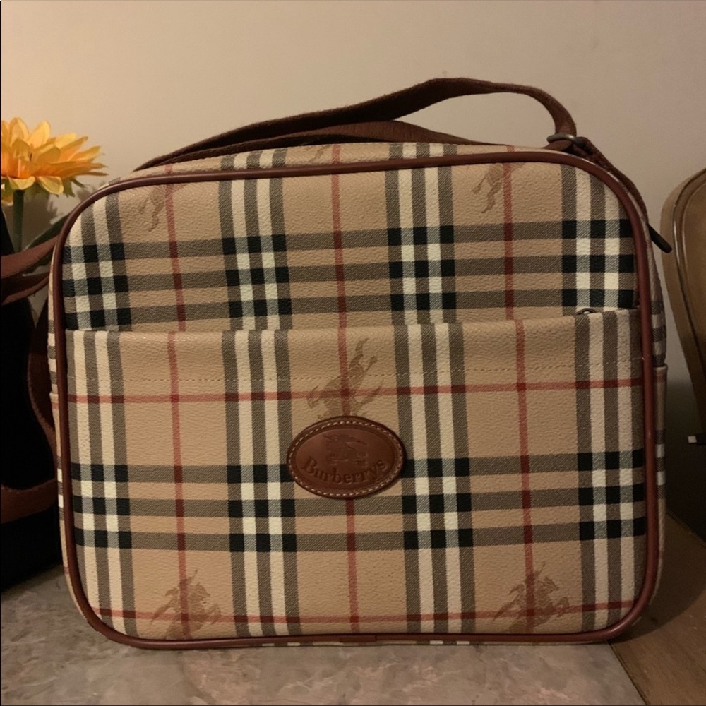 Vintage 90’s Burberry bag
